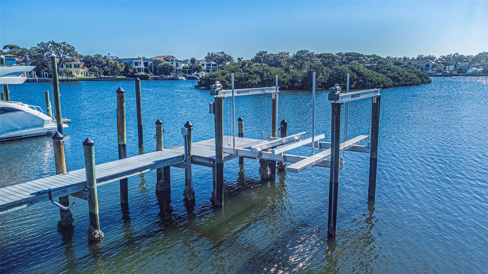 Image 8 of 53 For 140 Brightwaters Boulevard Ne