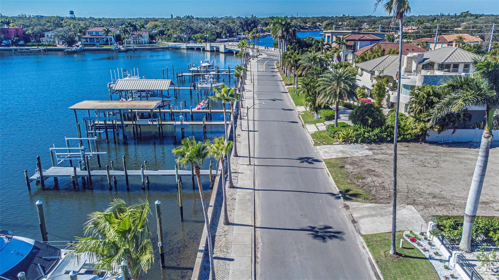 Image 9 of 53 For 140 Brightwaters Boulevard Ne