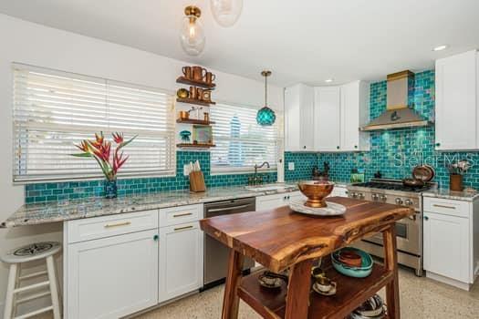 Image 11 of 30 For 1447 Hill Drive