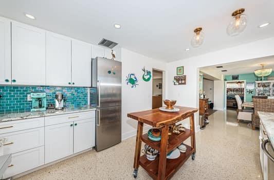 Image 14 of 30 For 1447 Hill Drive