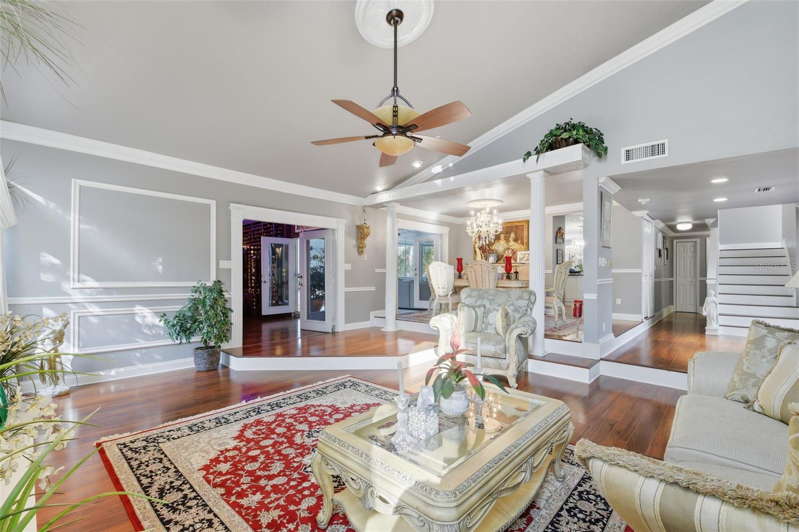 Image 13 of 88 For 7214 Ola Avenue