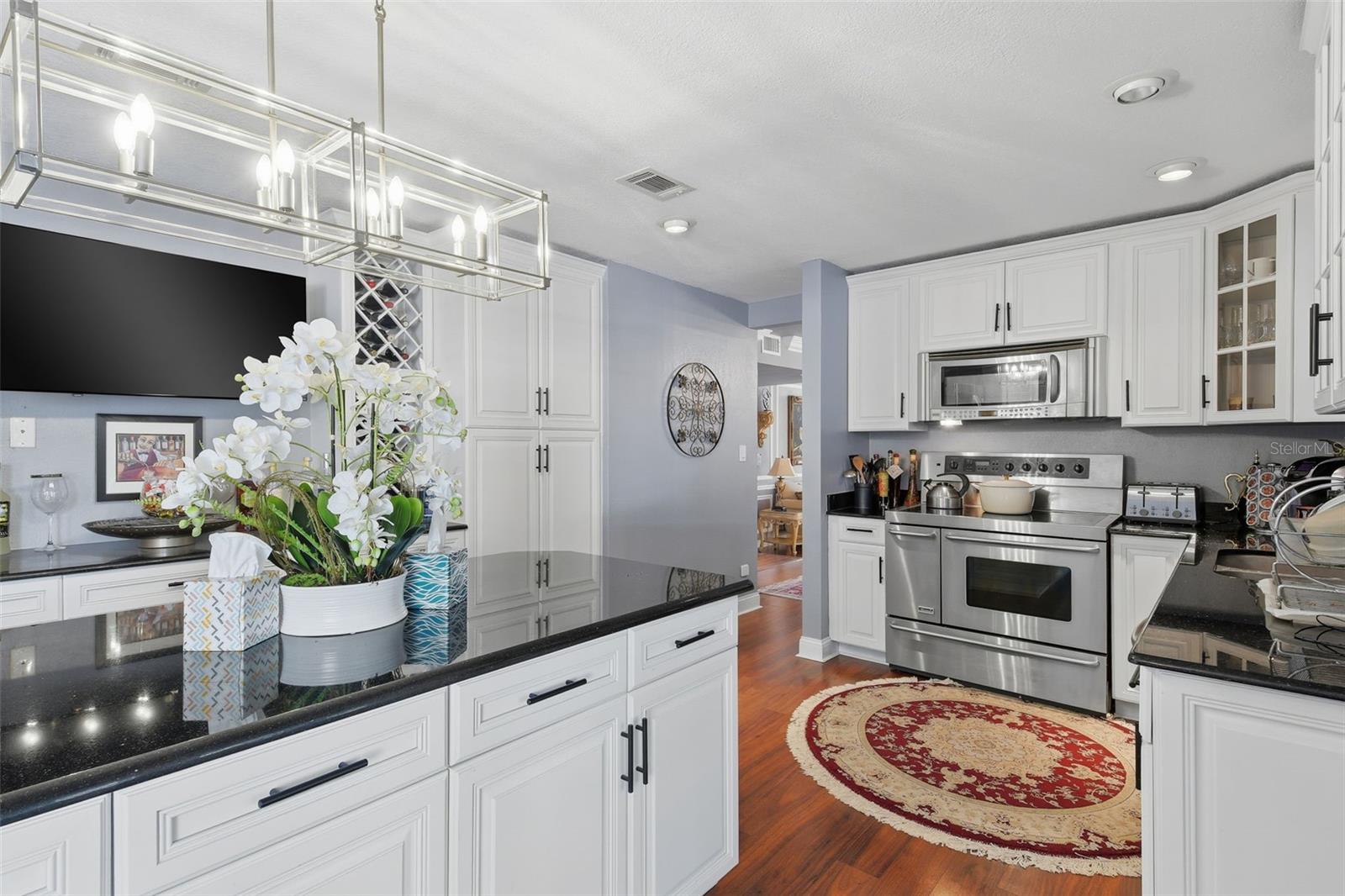 Image 21 of 88 For 7214 Ola Avenue