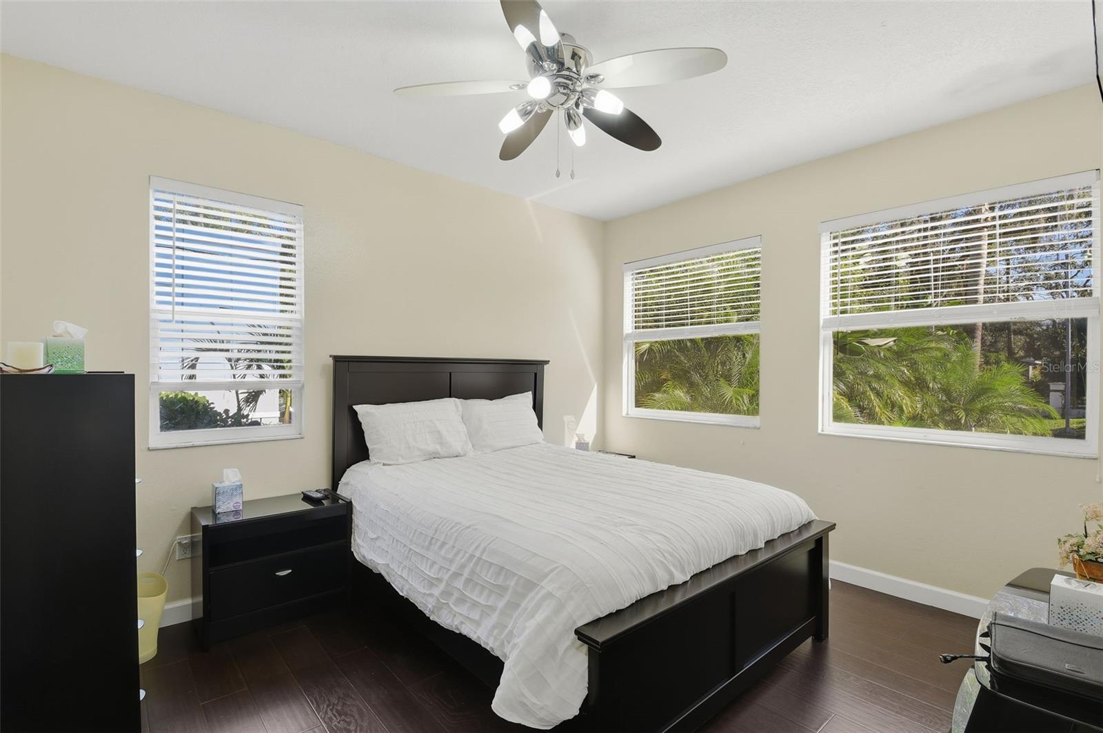 Image 26 of 88 For 7214 Ola Avenue