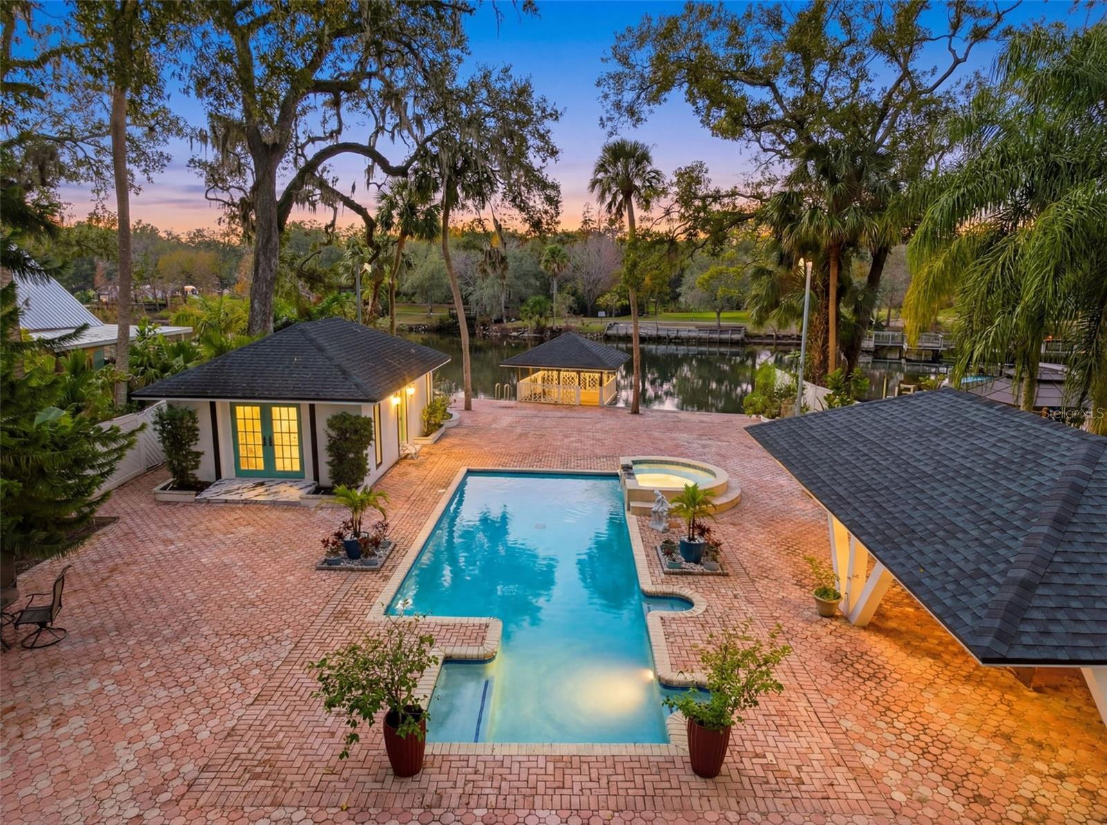 Image 3 of 88 For 7214 Ola Avenue