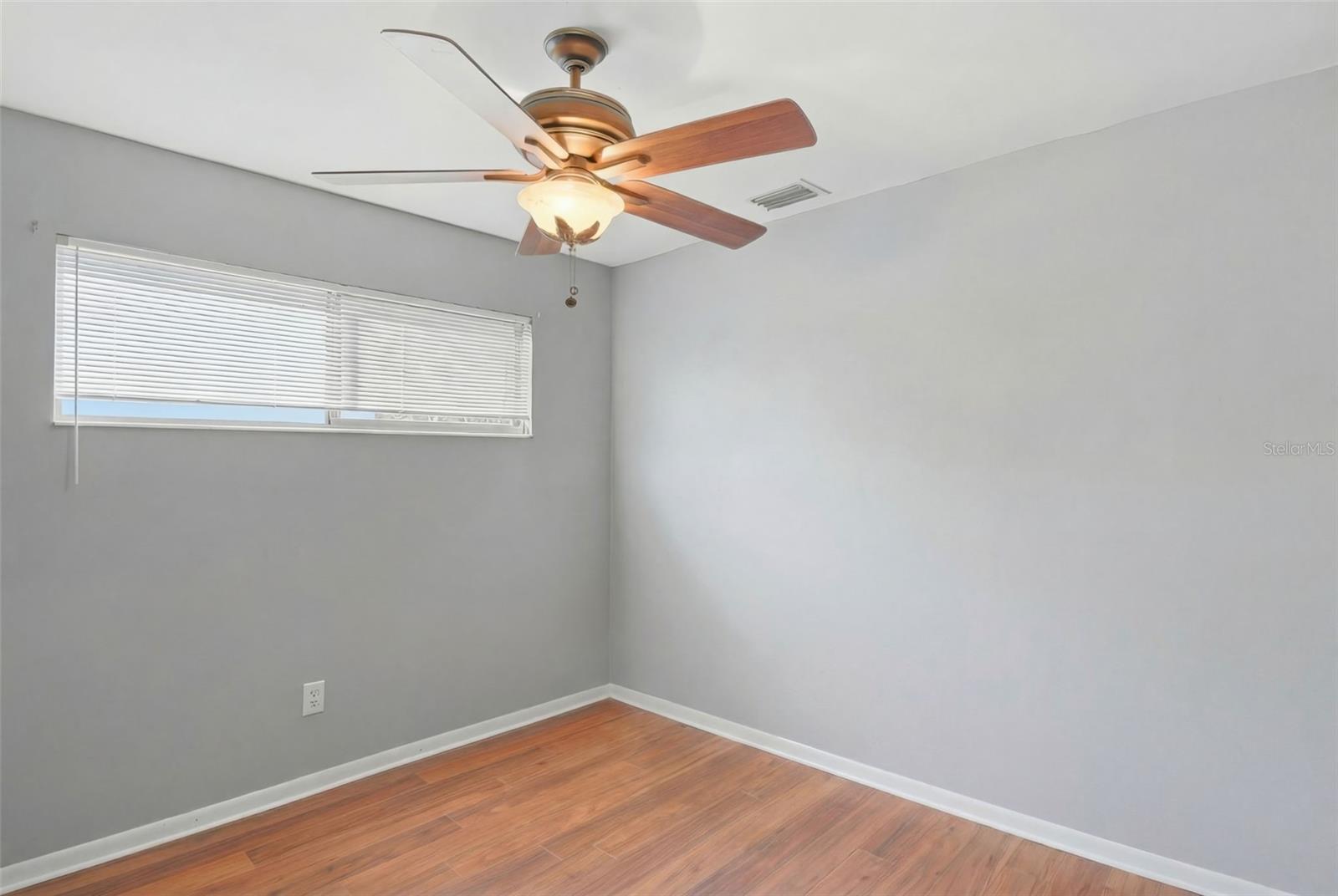 Image 30 of 88 For 7214 Ola Avenue