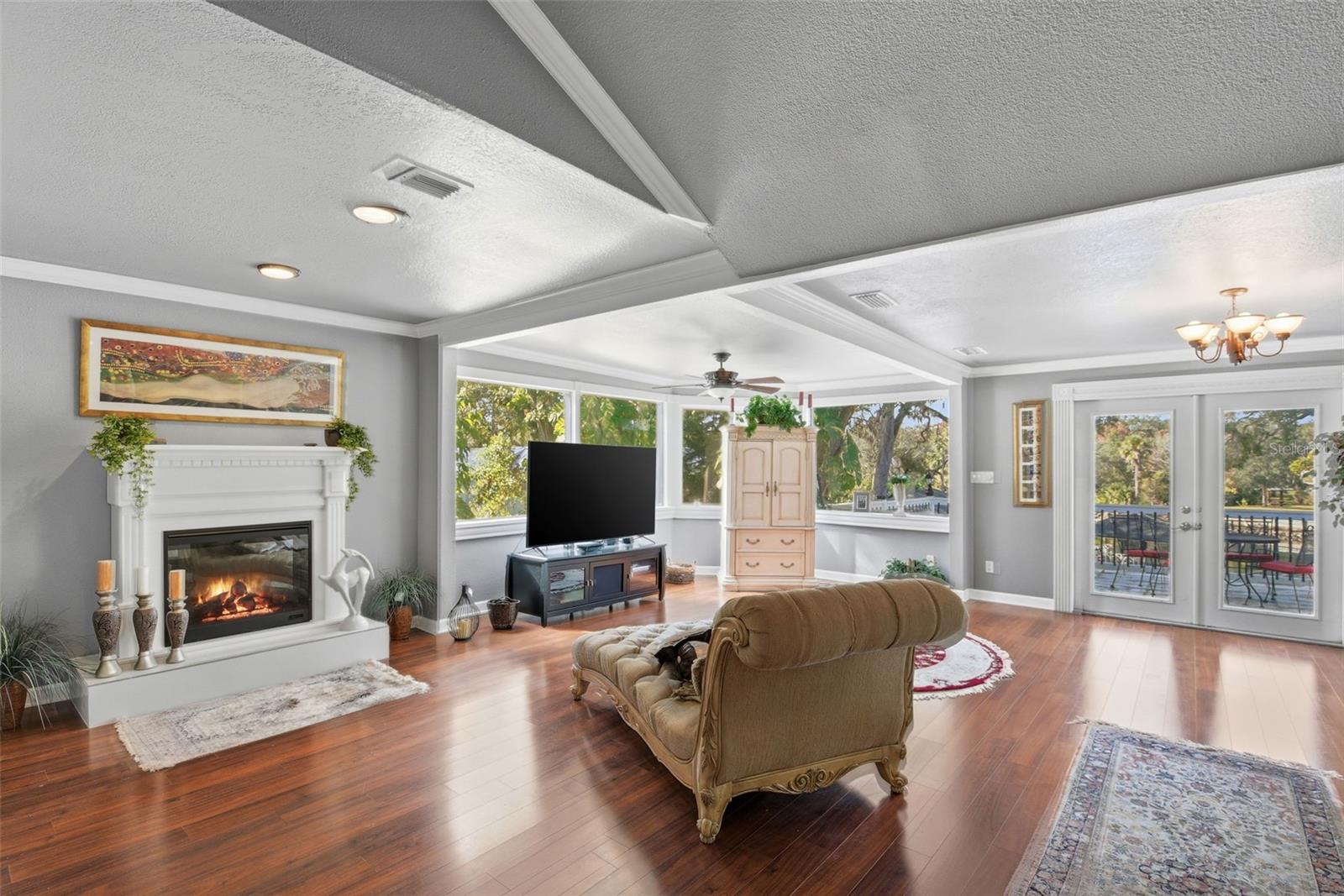 Image 33 of 88 For 7214 Ola Avenue