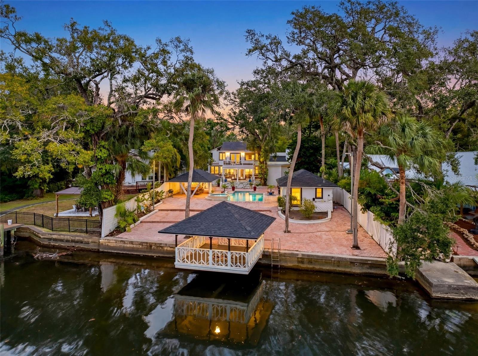 Image 4 of 88 For 7214 Ola Avenue