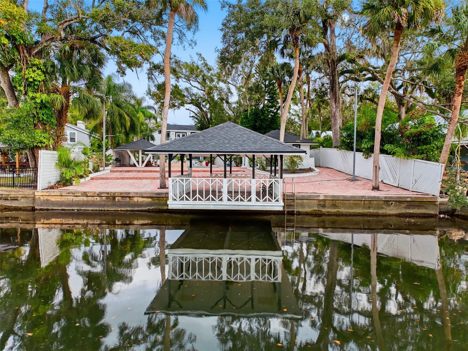 Image 76 of 88 For 7214 Ola Avenue