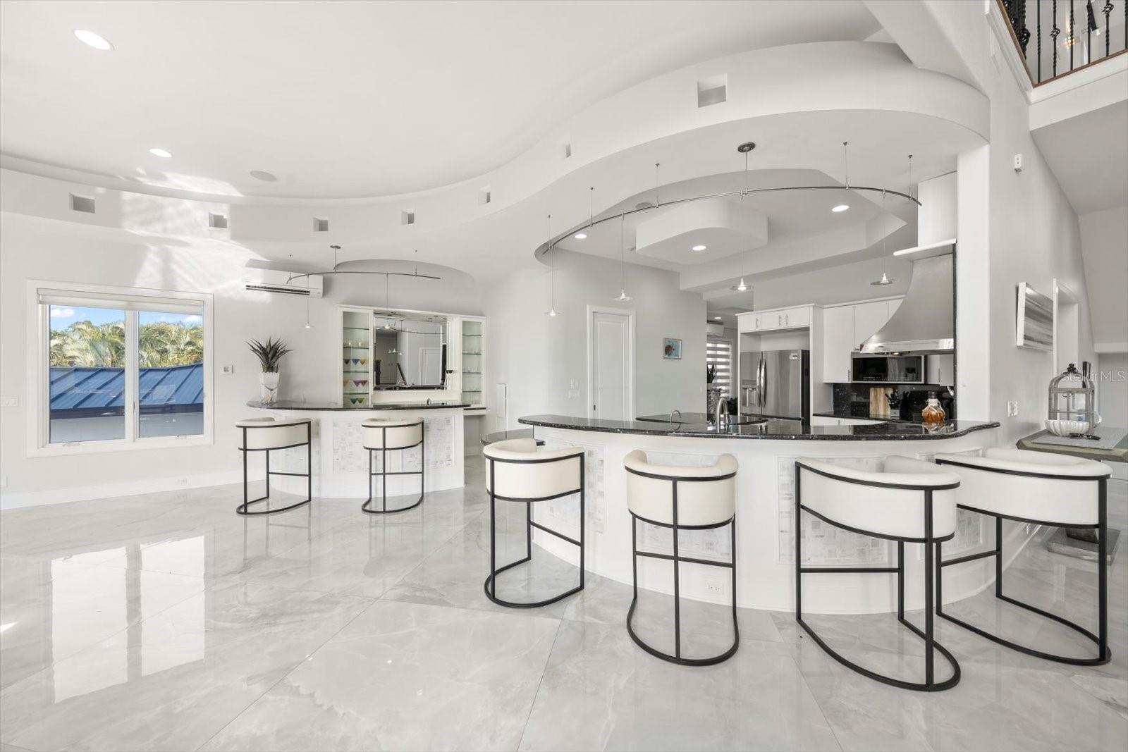 Image 11 of 64 For 42 Midway Island