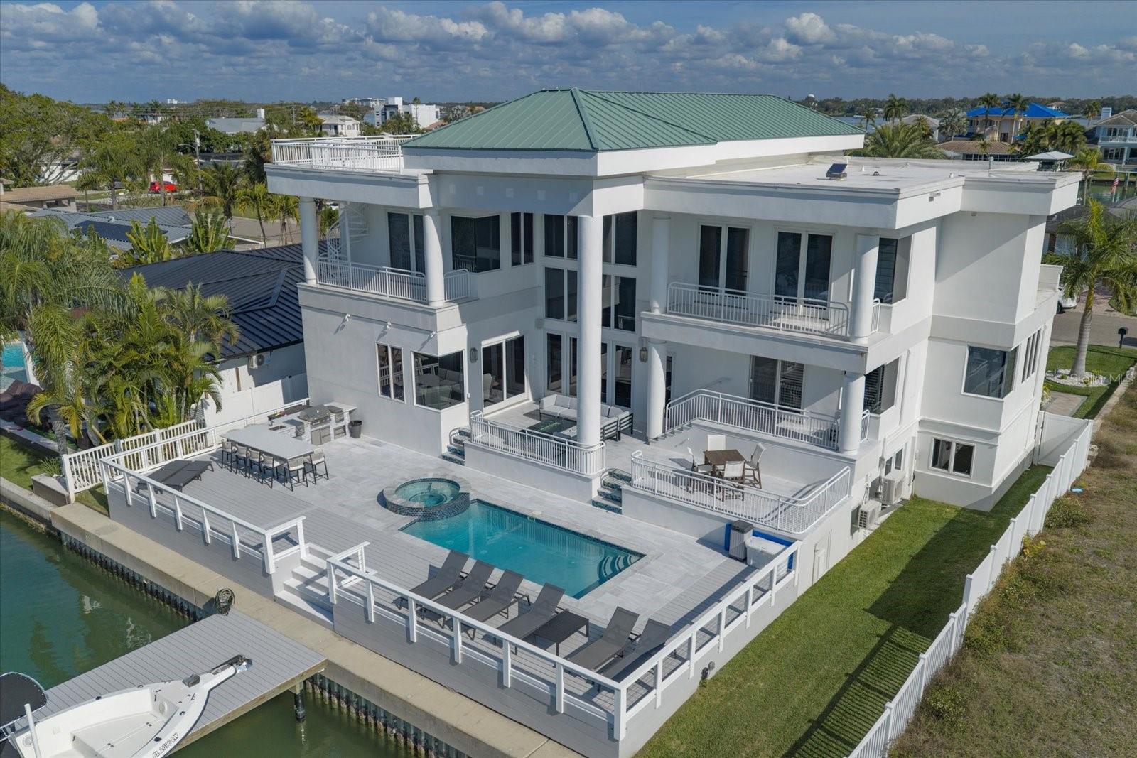 Image 4 of 64 For 42 Midway Island