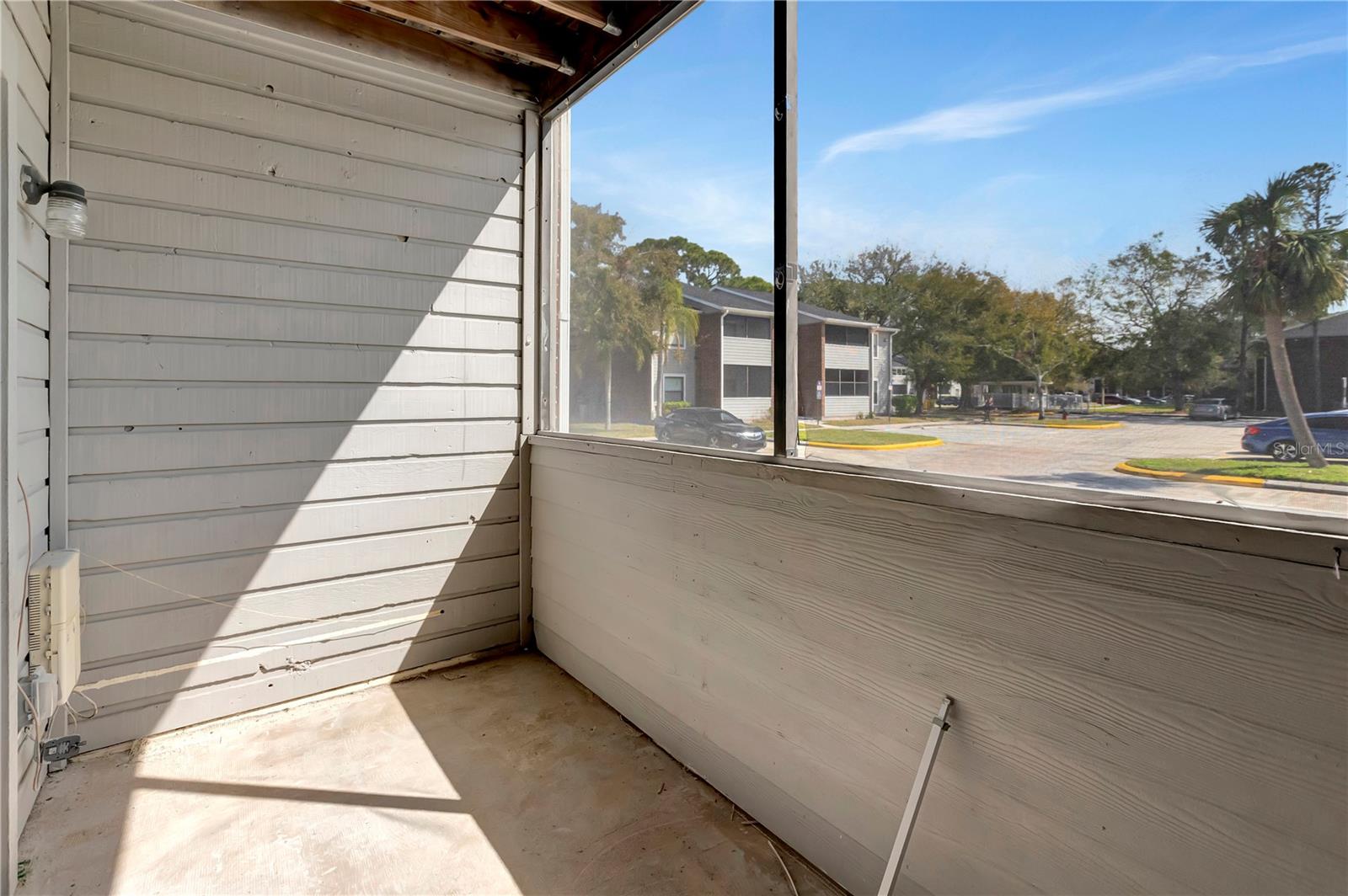 Image 19 of 28 For 1400 Gandy Boulevard N 502