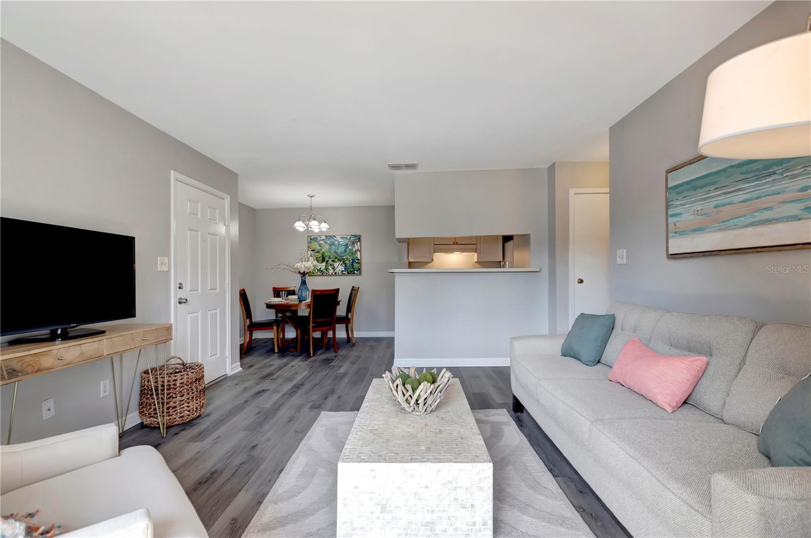 Image 8 of 28 For 1400 Gandy Boulevard N 502