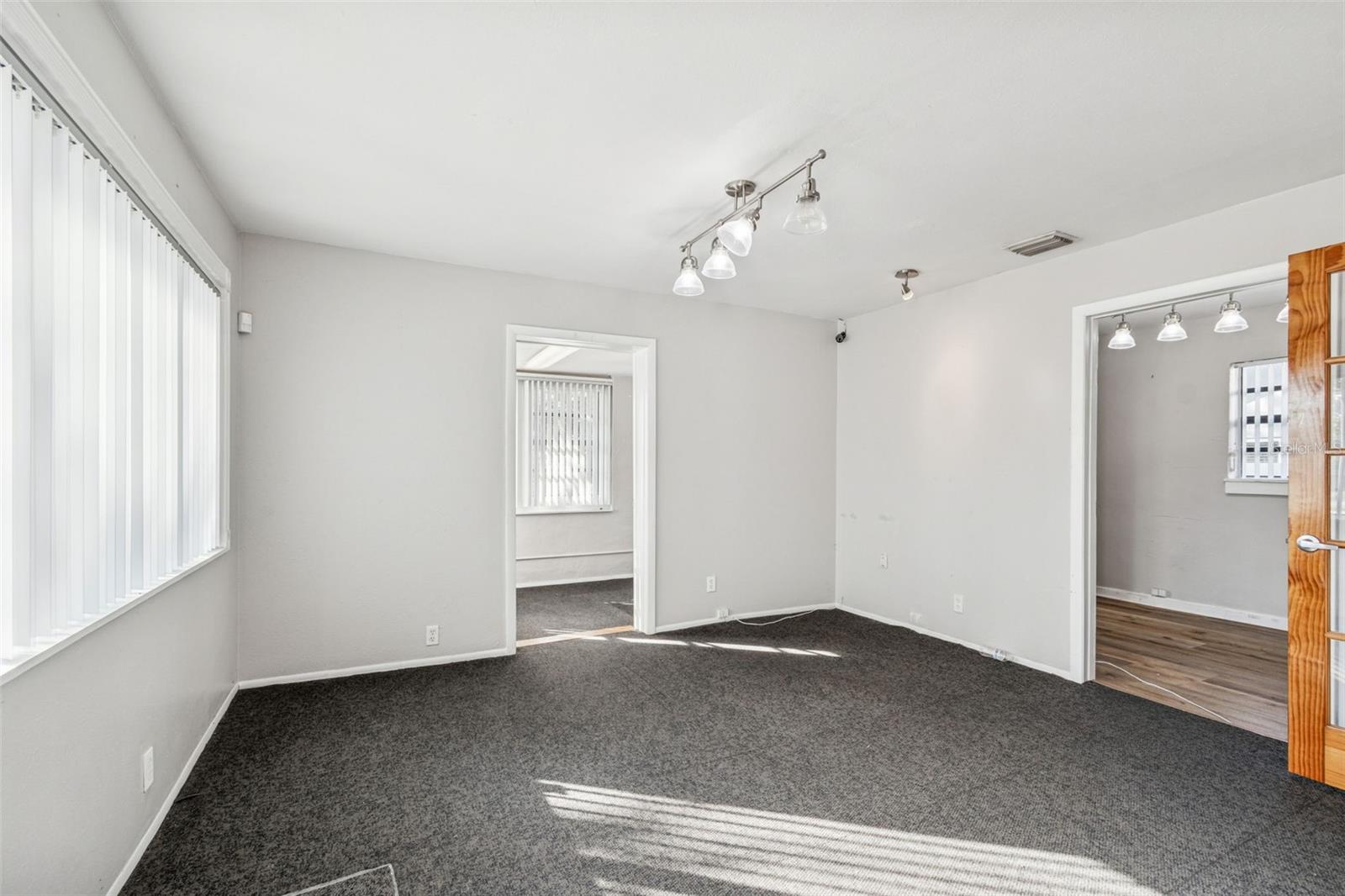 Image 4 of 13 For 801 49th Street N