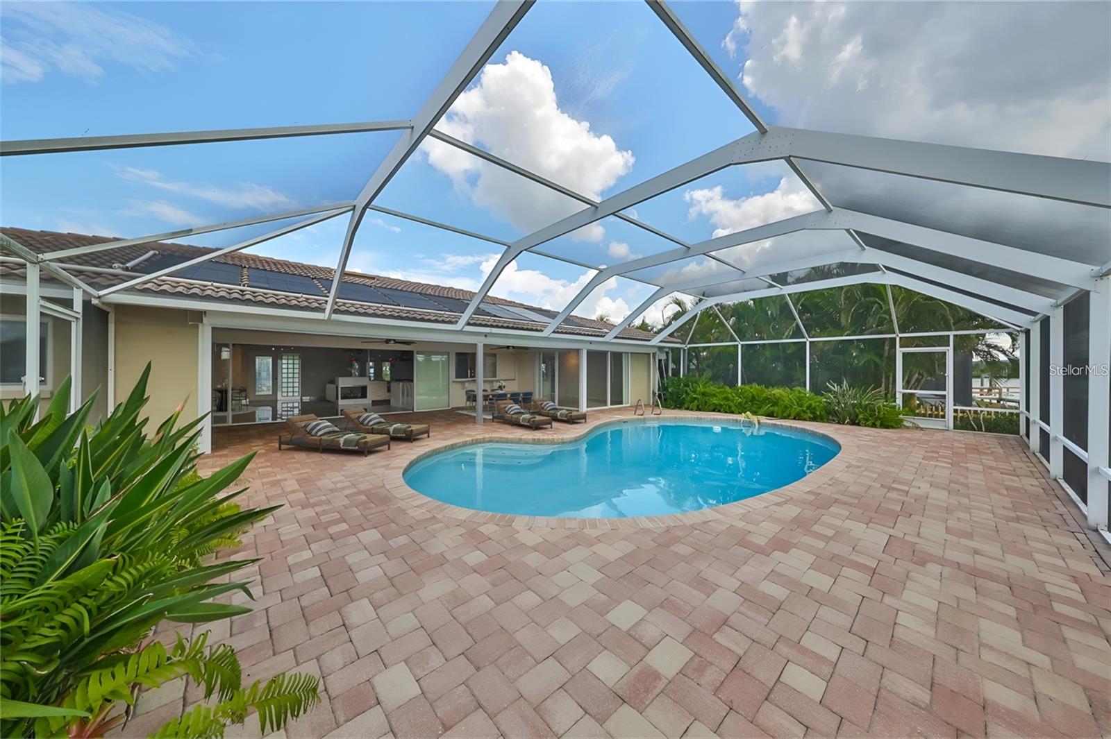 Image 28 of 42 For 6429 Lake Sunrise Drive