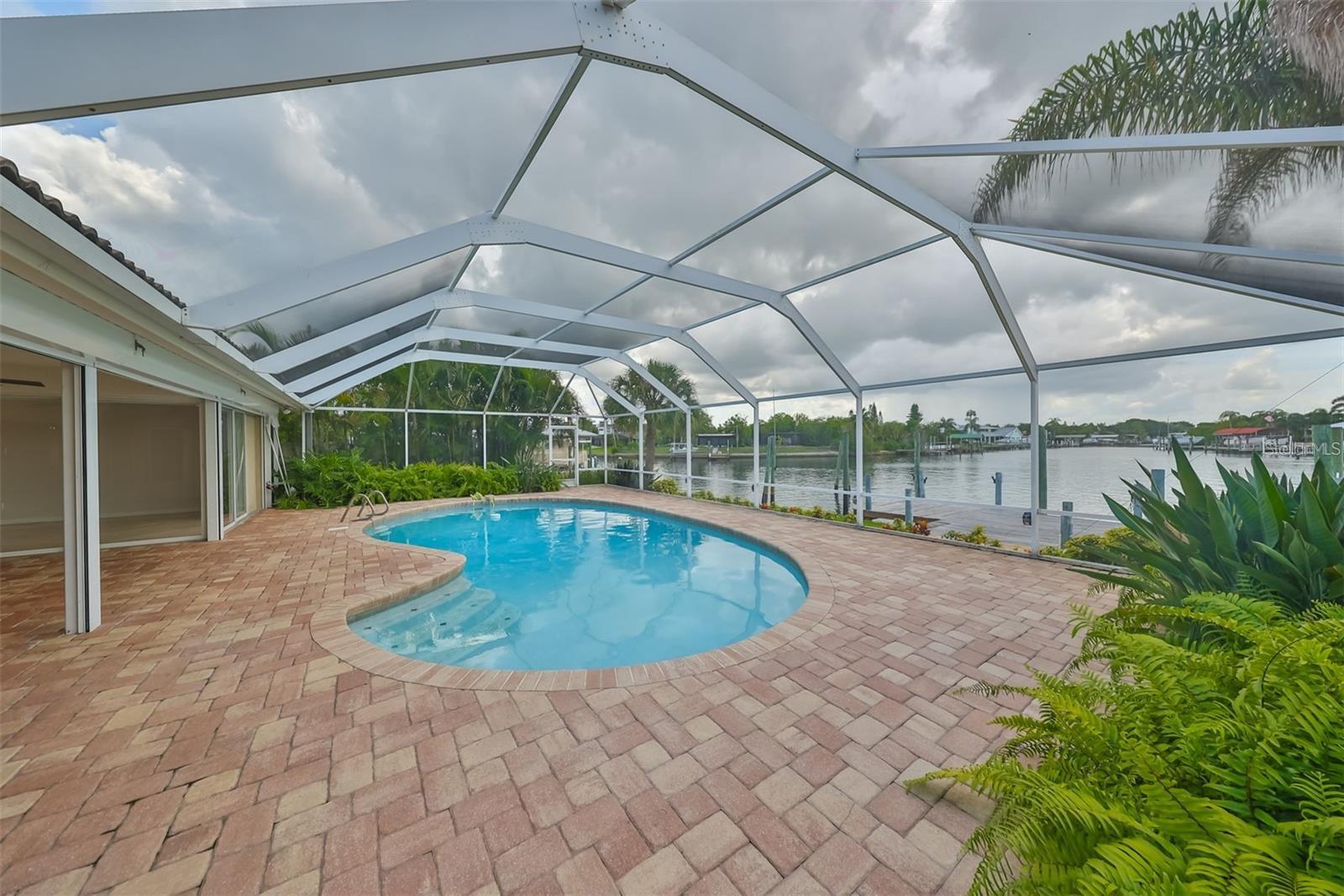 Image 33 of 42 For 6429 Lake Sunrise Drive