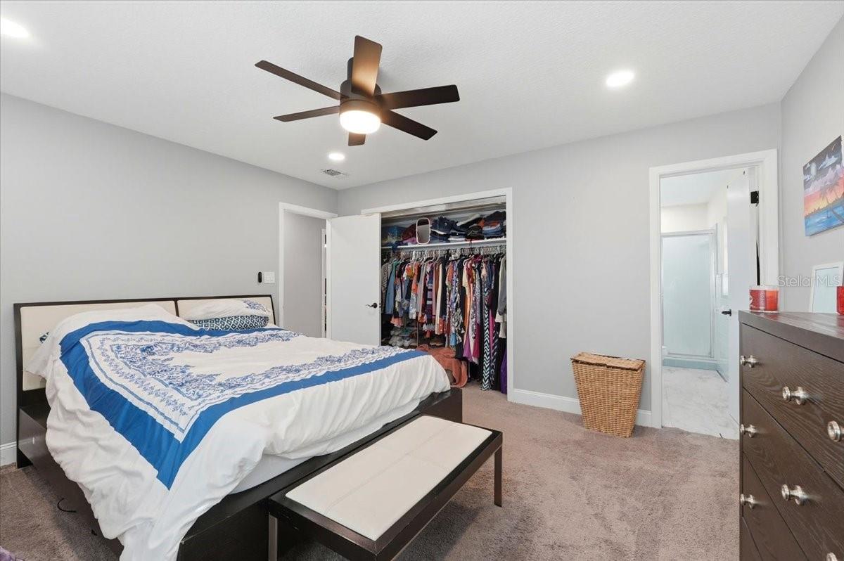 Image 18 of 28 For 518 Lake Wales Road N