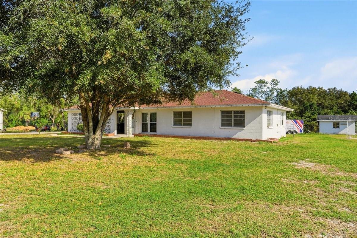 Image 25 of 28 For 518 Lake Wales Road N