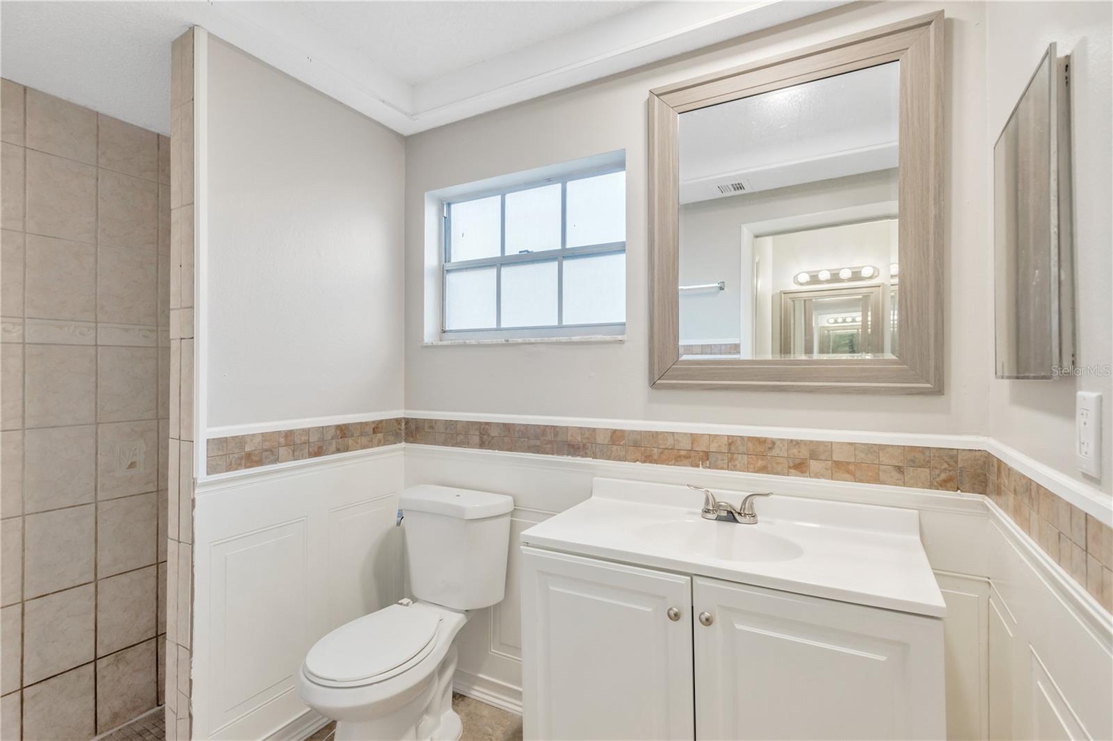 Image 11 of 27 For 13005 Willoughby Lane