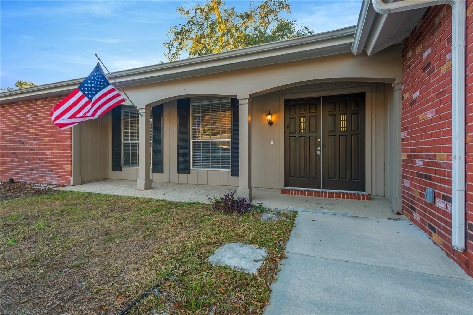 Image 5 of 27 For 13005 Willoughby Lane