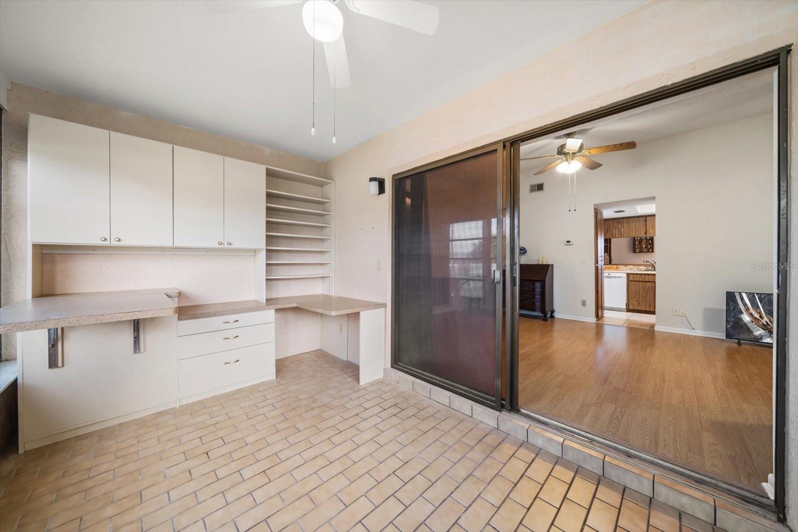 Image 18 of 34 For 2545 Colony Drive