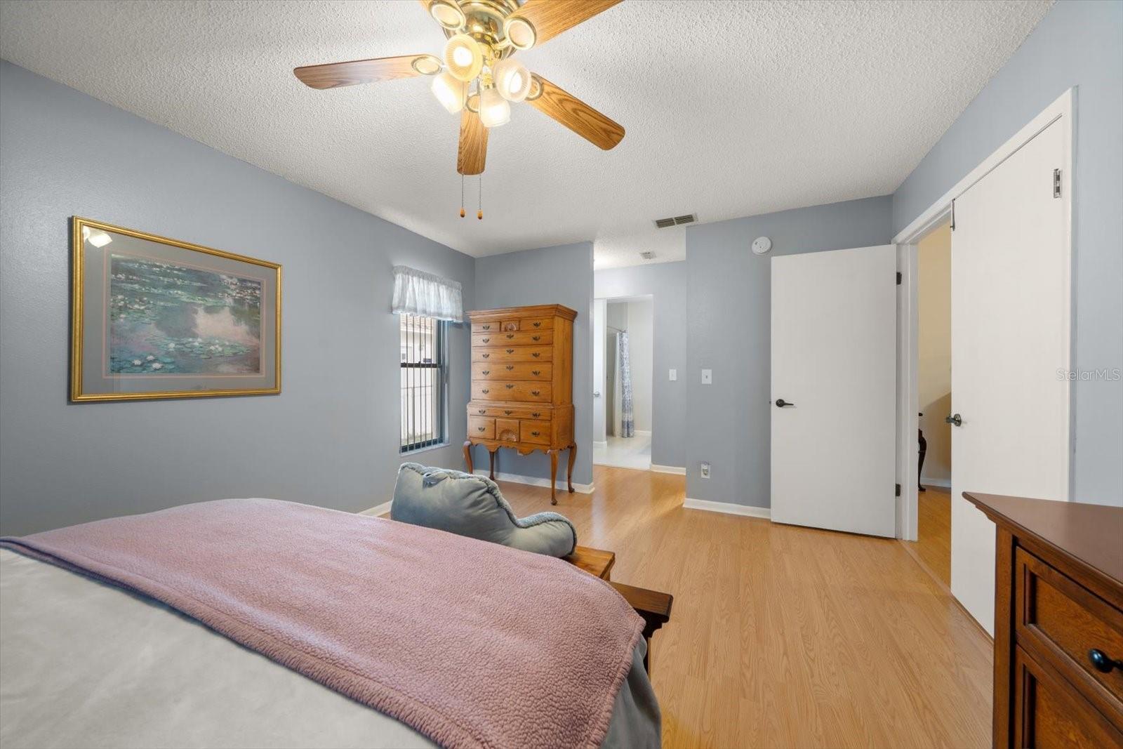 Image 21 of 34 For 2545 Colony Drive