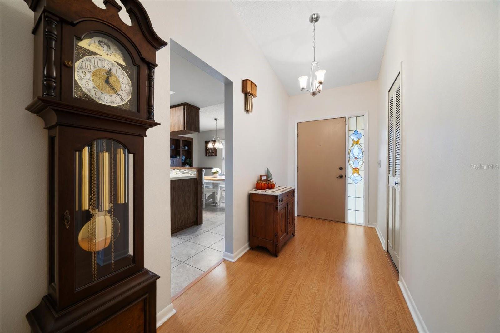 Image 7 of 34 For 2545 Colony Drive