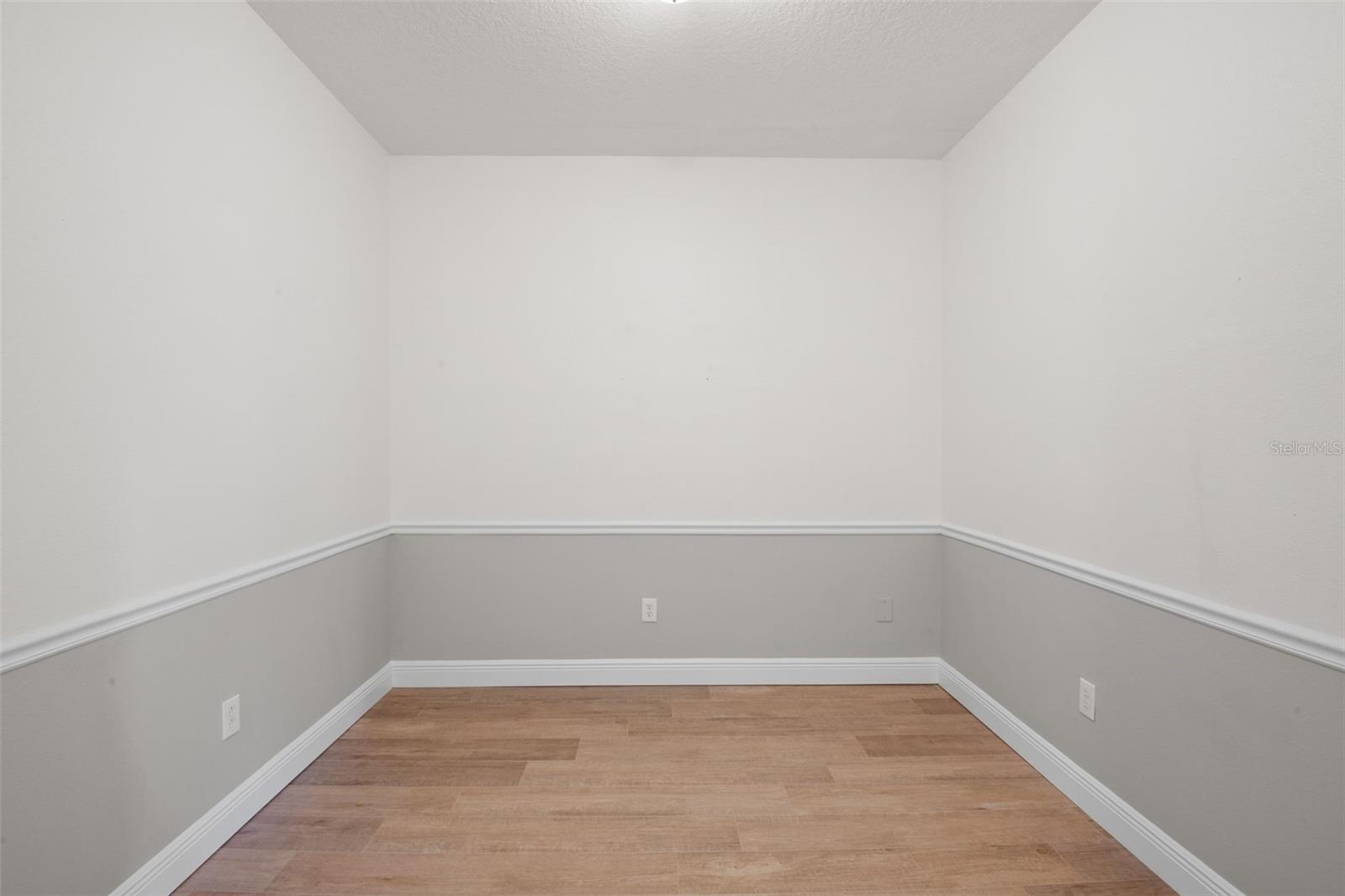 Image 12 of 42 For 2003 Barracuda Court