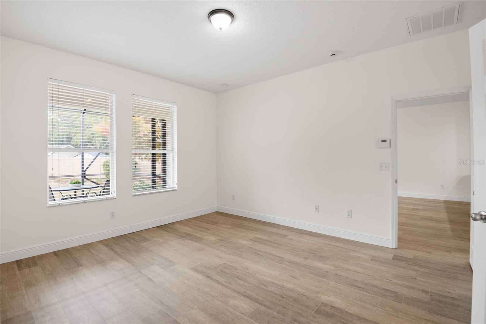 Image 17 of 42 For 2003 Barracuda Court