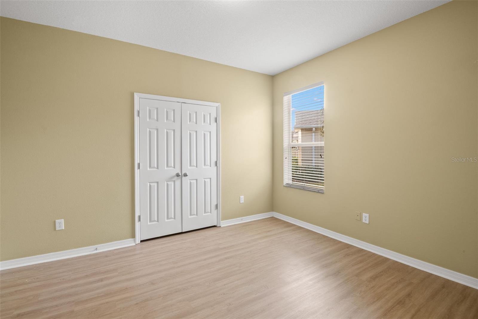 Image 26 of 42 For 2003 Barracuda Court