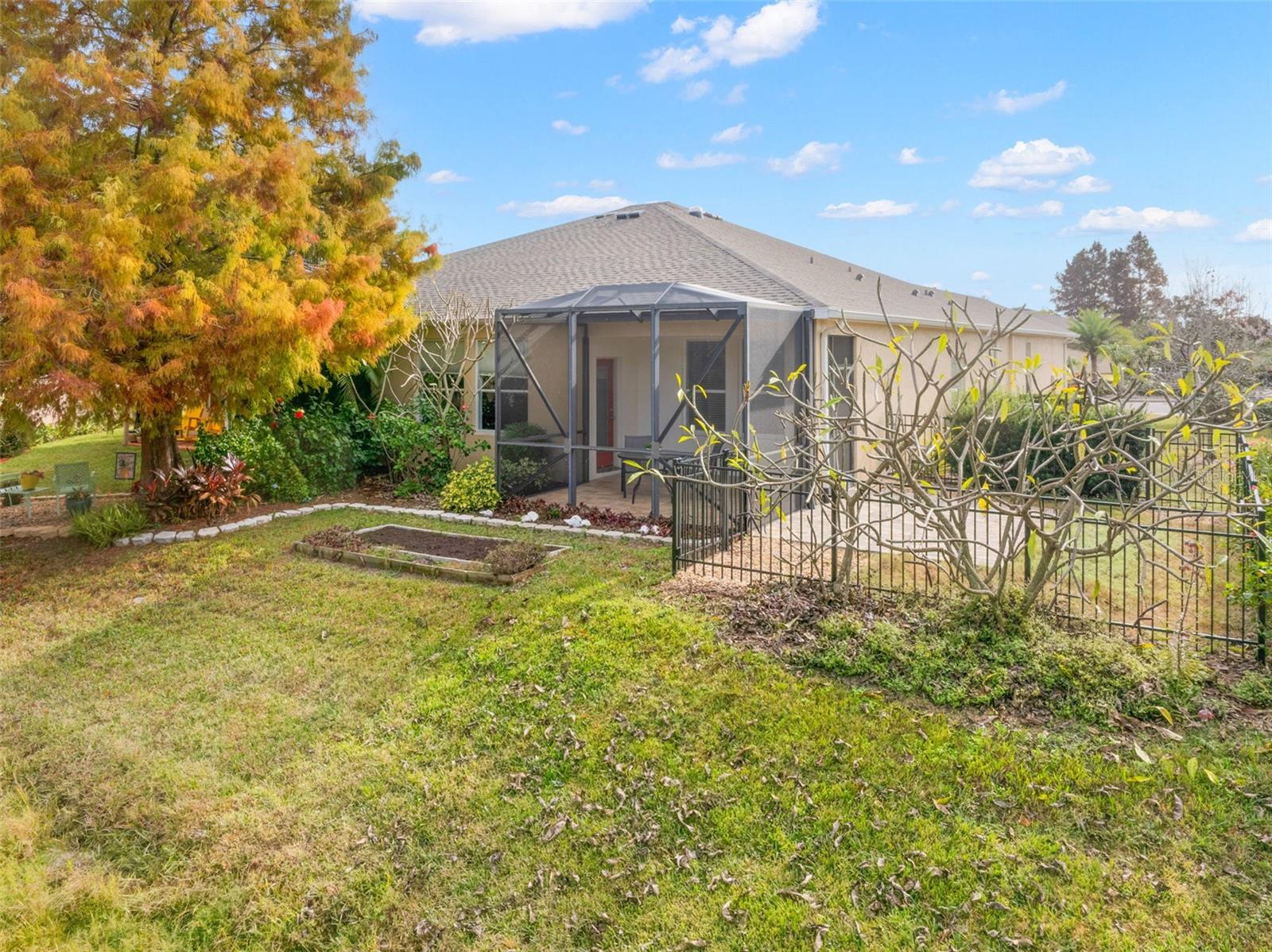 Image 33 of 42 For 2003 Barracuda Court