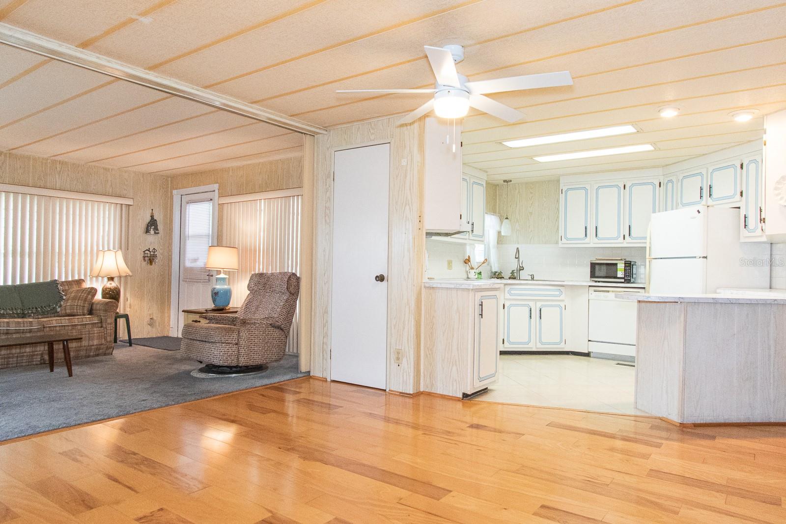 Image 25 of 51 For 291 Lake Tarpon Drive