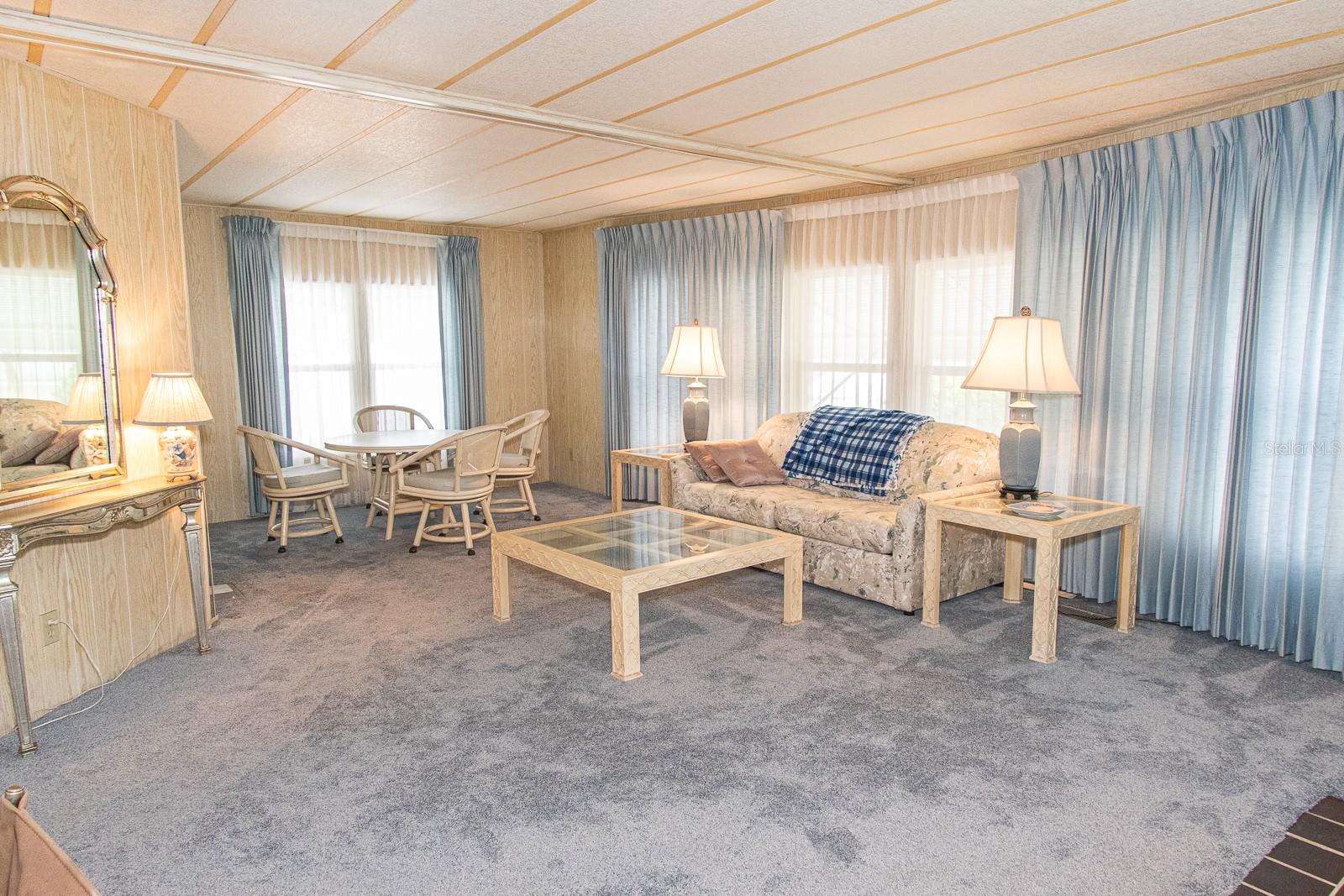 Image 29 of 51 For 291 Lake Tarpon Drive