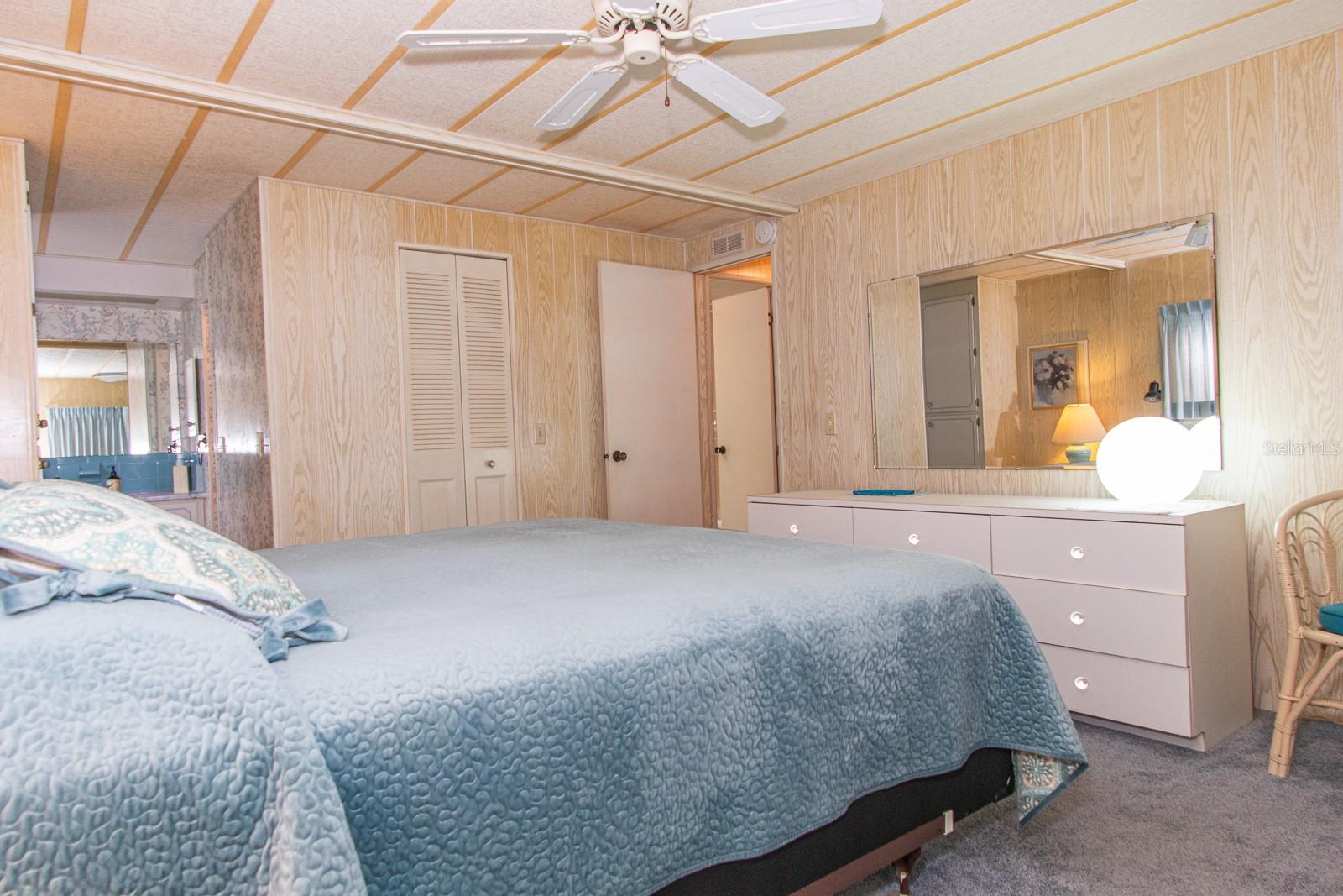 Image 36 of 51 For 291 Lake Tarpon Drive