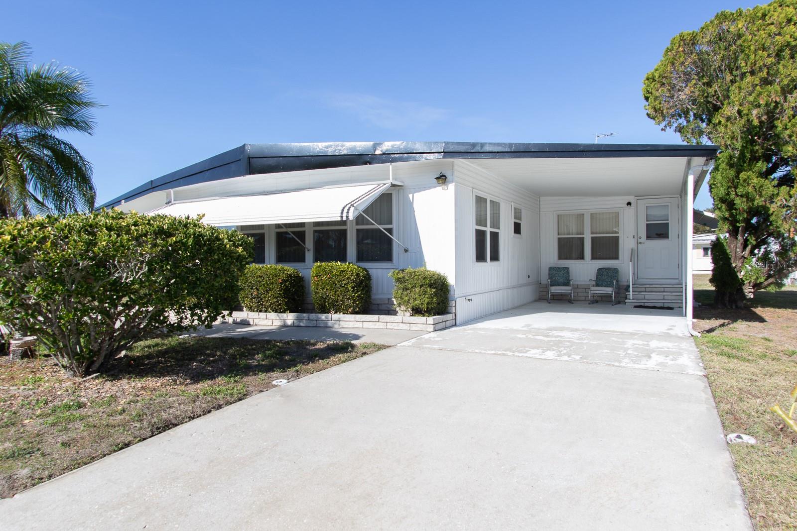 Image 6 of 51 For 291 Lake Tarpon Drive