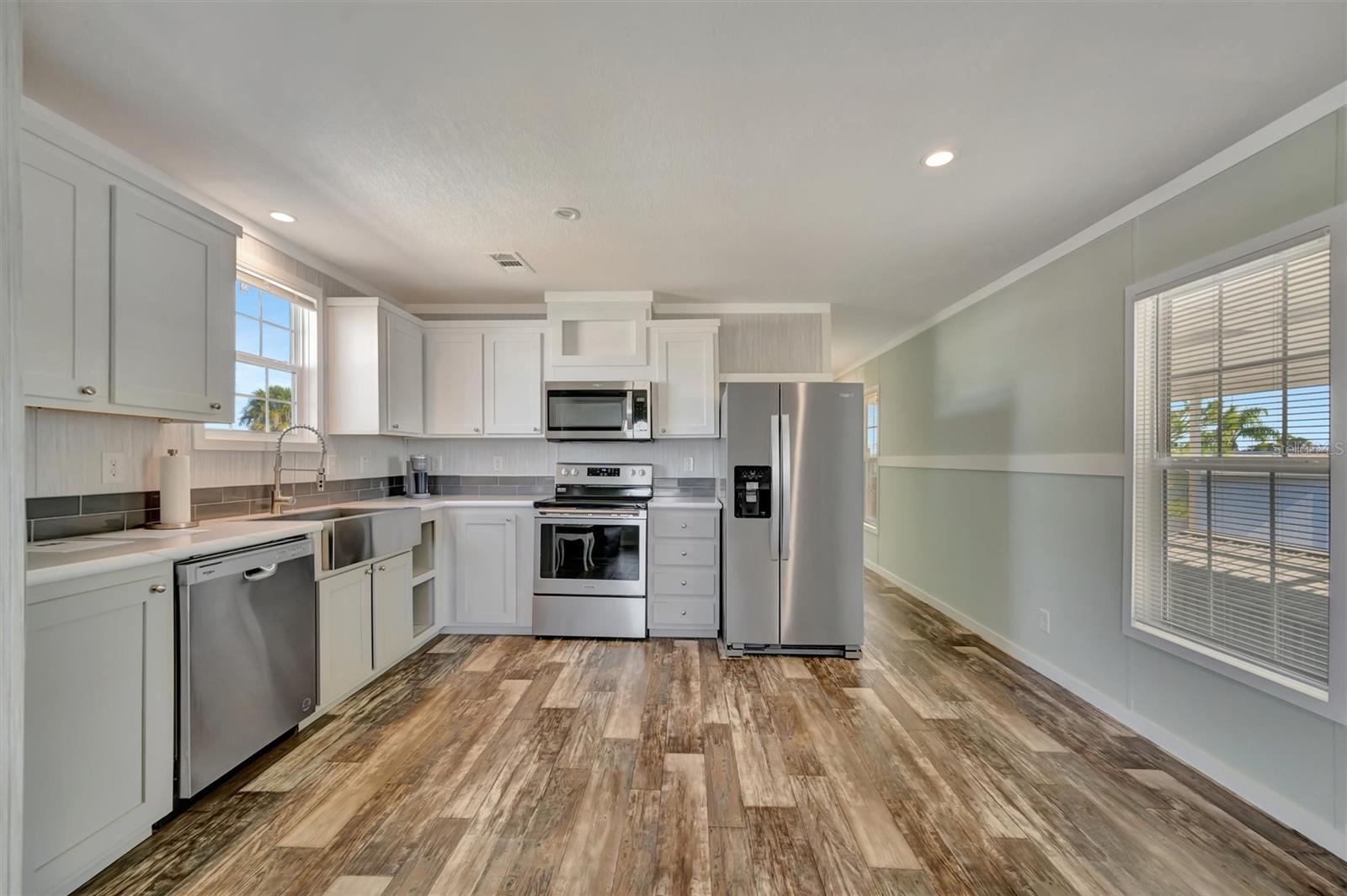 Image 4 of 33 For 105 Saint Johns Way