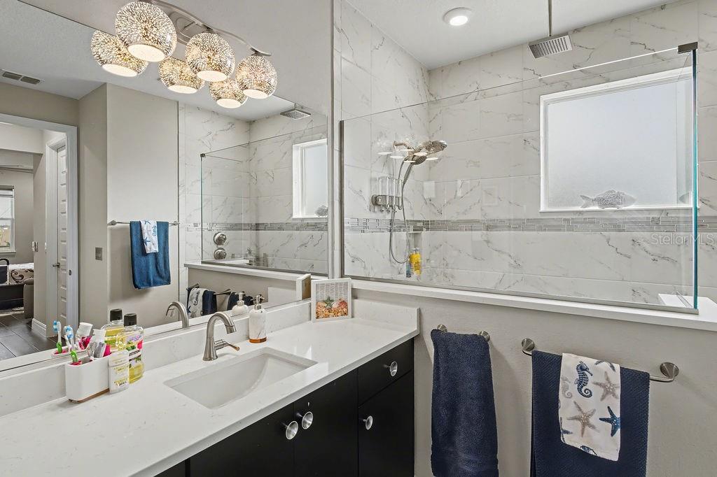 Image 23 of 43 For 9963 82nd Street Road