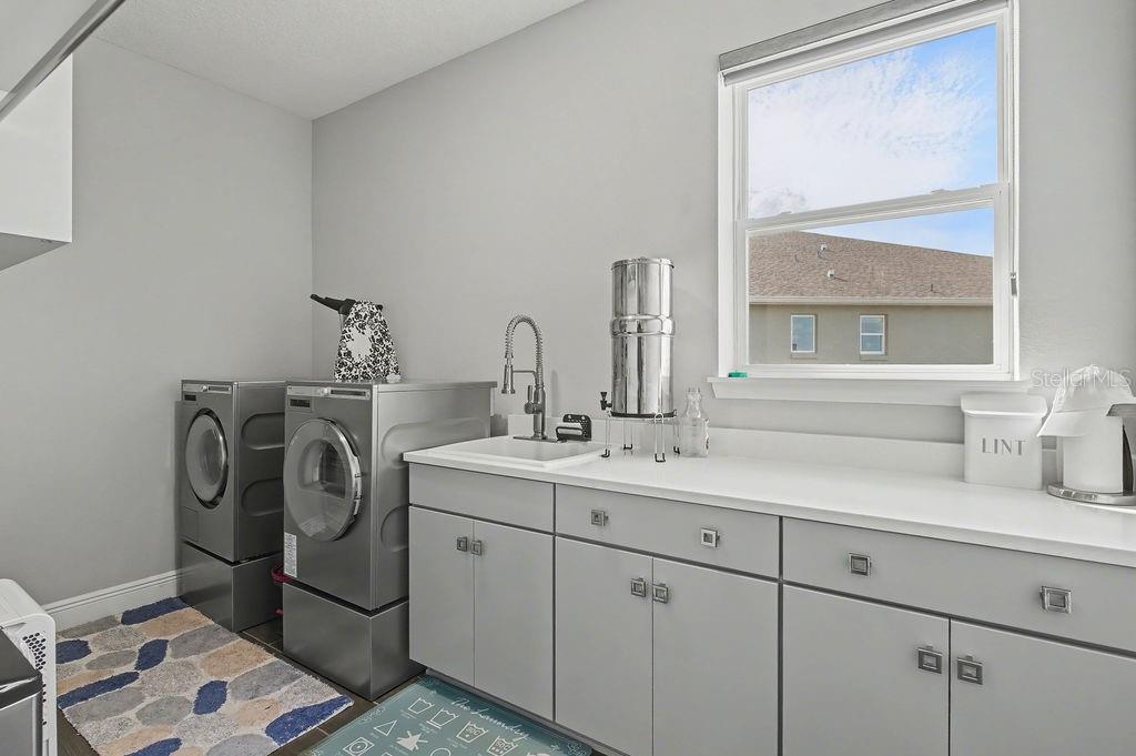 Image 29 of 43 For 9963 82nd Street Road