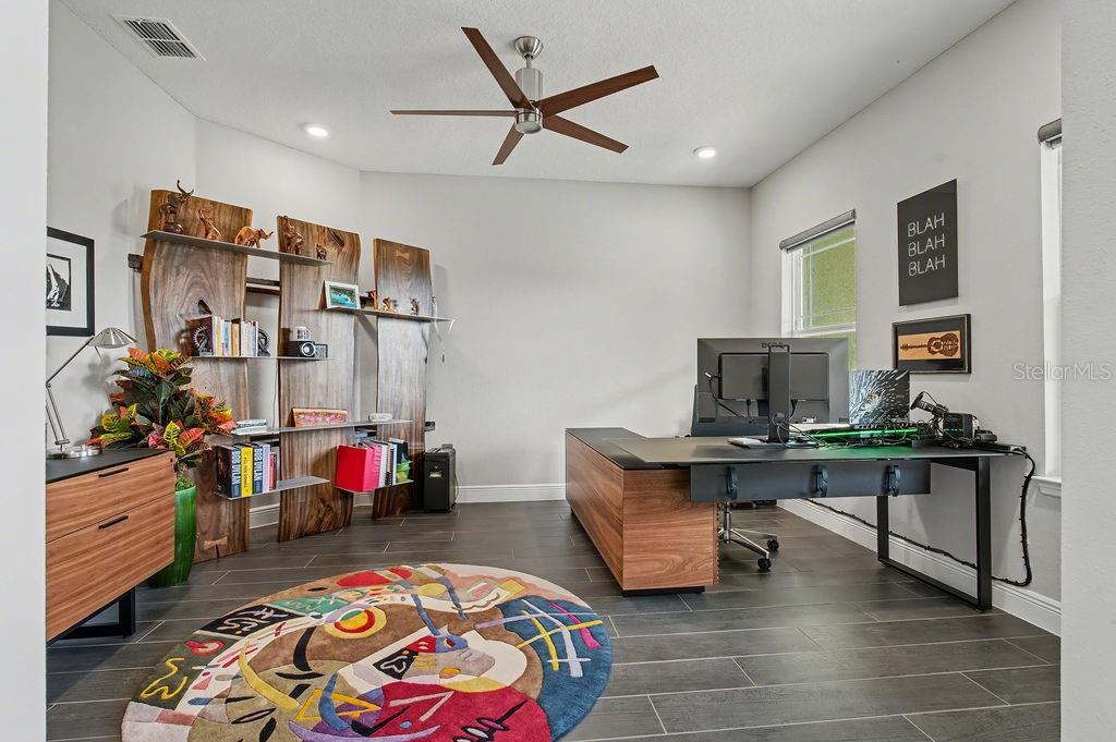 Image 3 of 43 For 9963 82nd Street Road