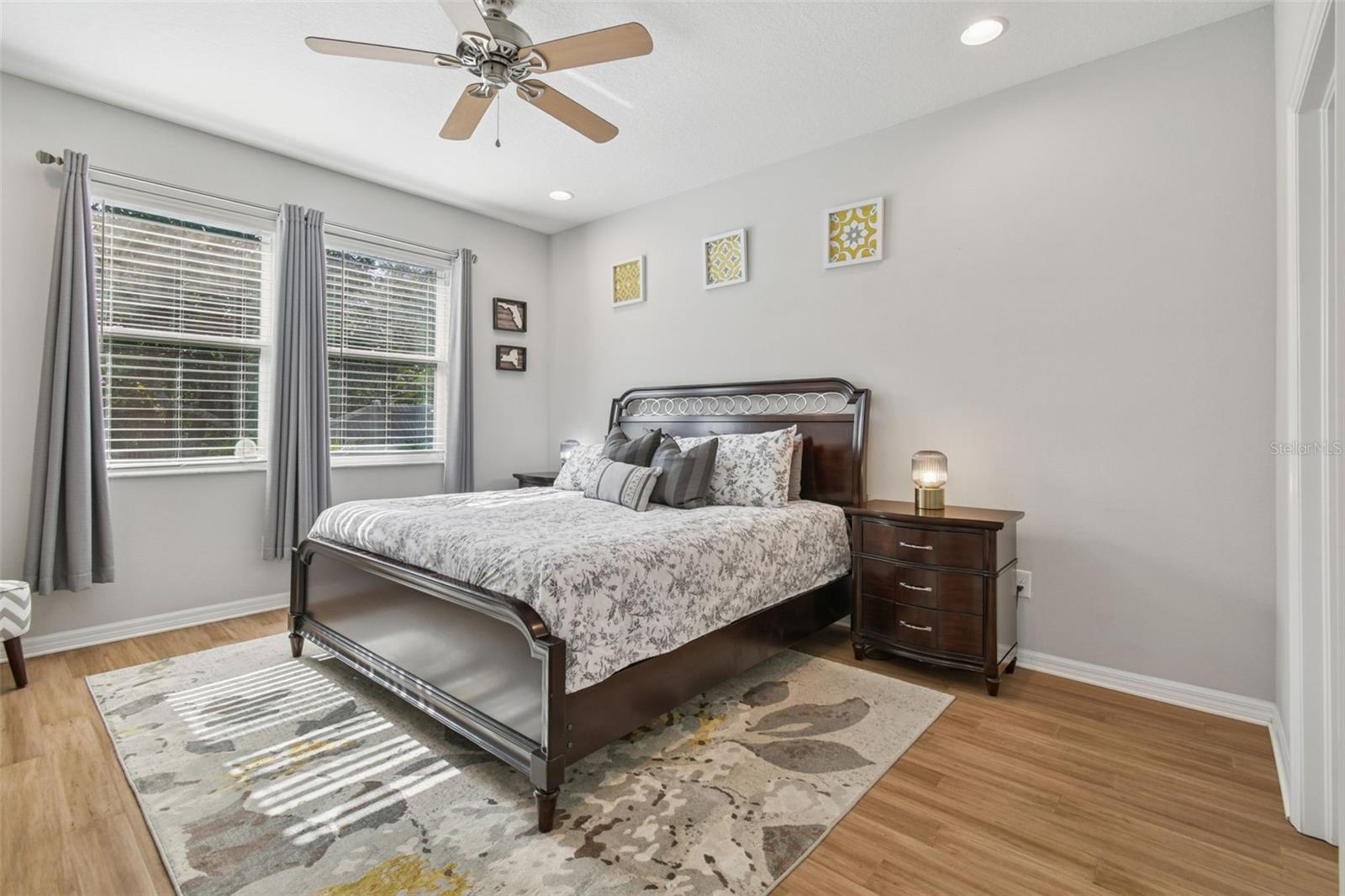 Image 12 of 40 For 8213 Barnside View Lane