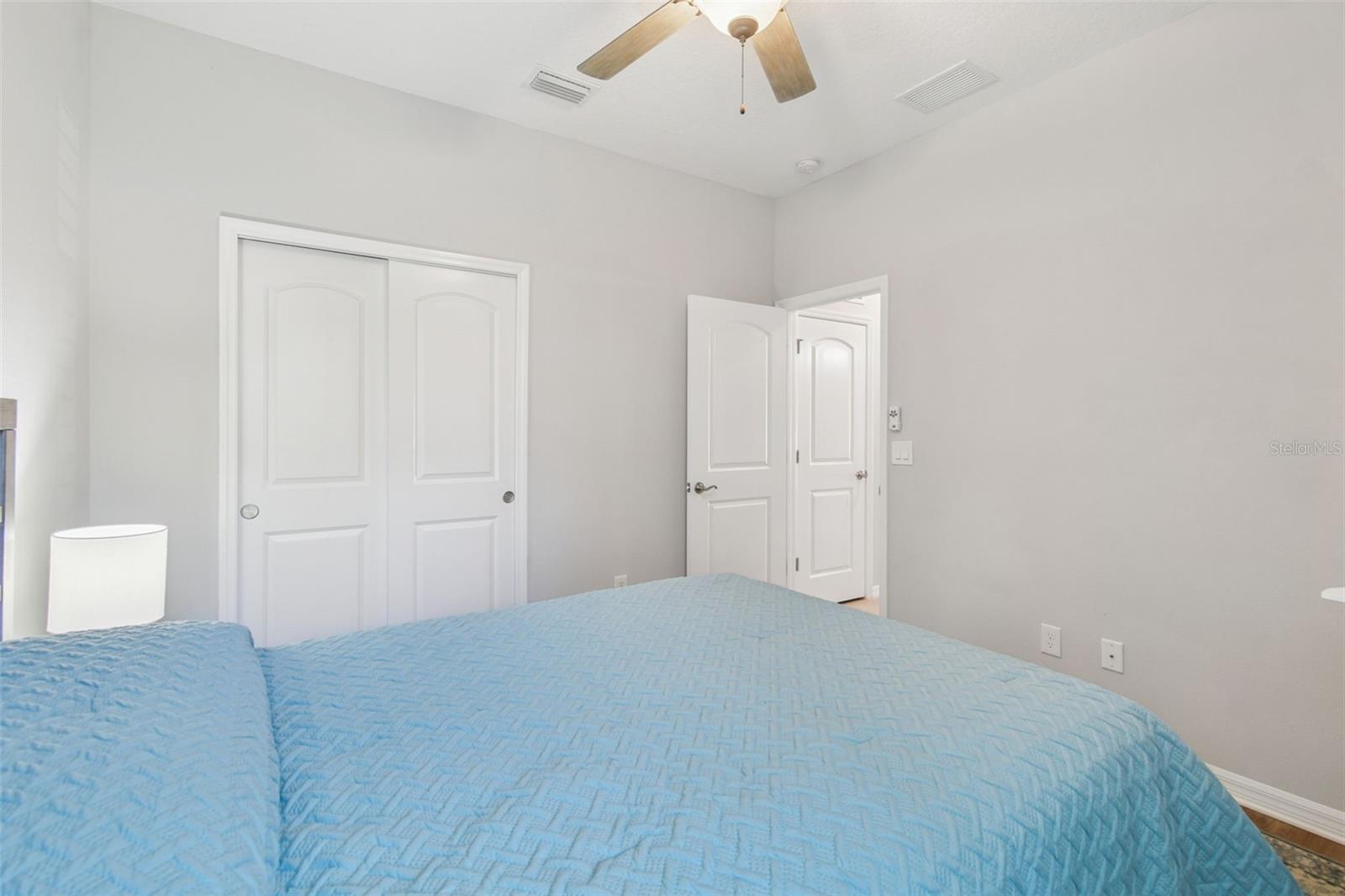 Image 19 of 40 For 8213 Barnside View Lane