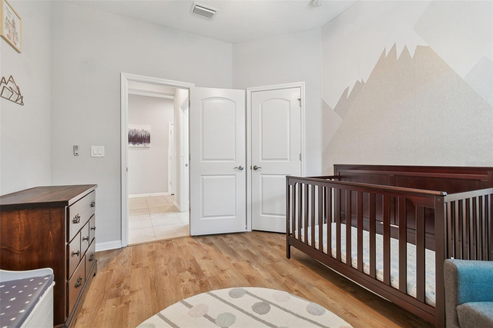 Image 21 of 40 For 8213 Barnside View Lane