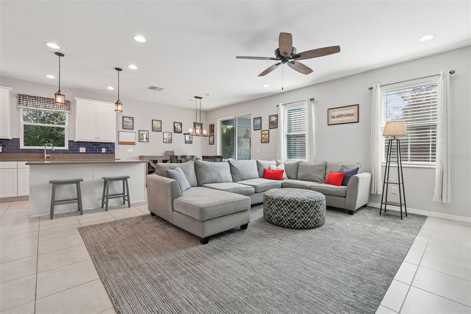 Image 4 of 40 For 8213 Barnside View Lane