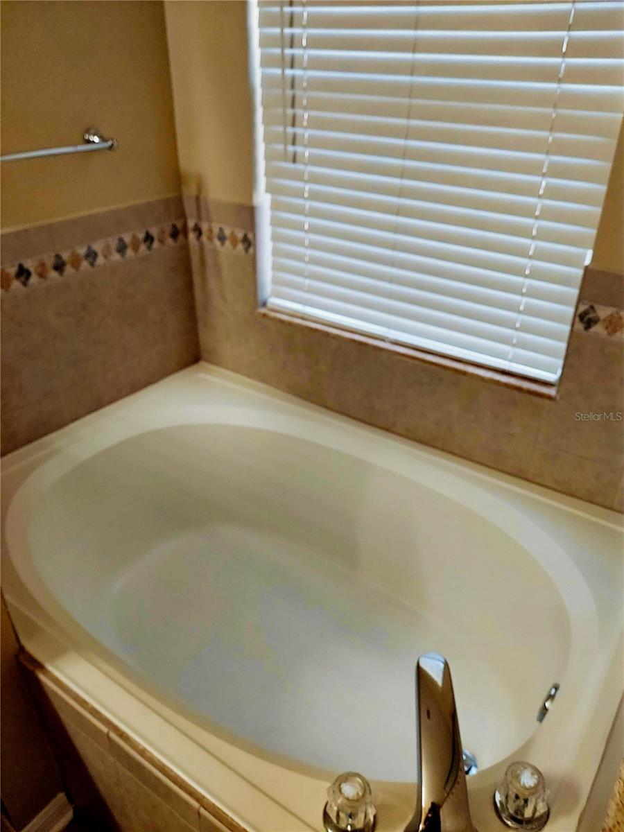 Image 23 of 30 For 2515 Siena Way