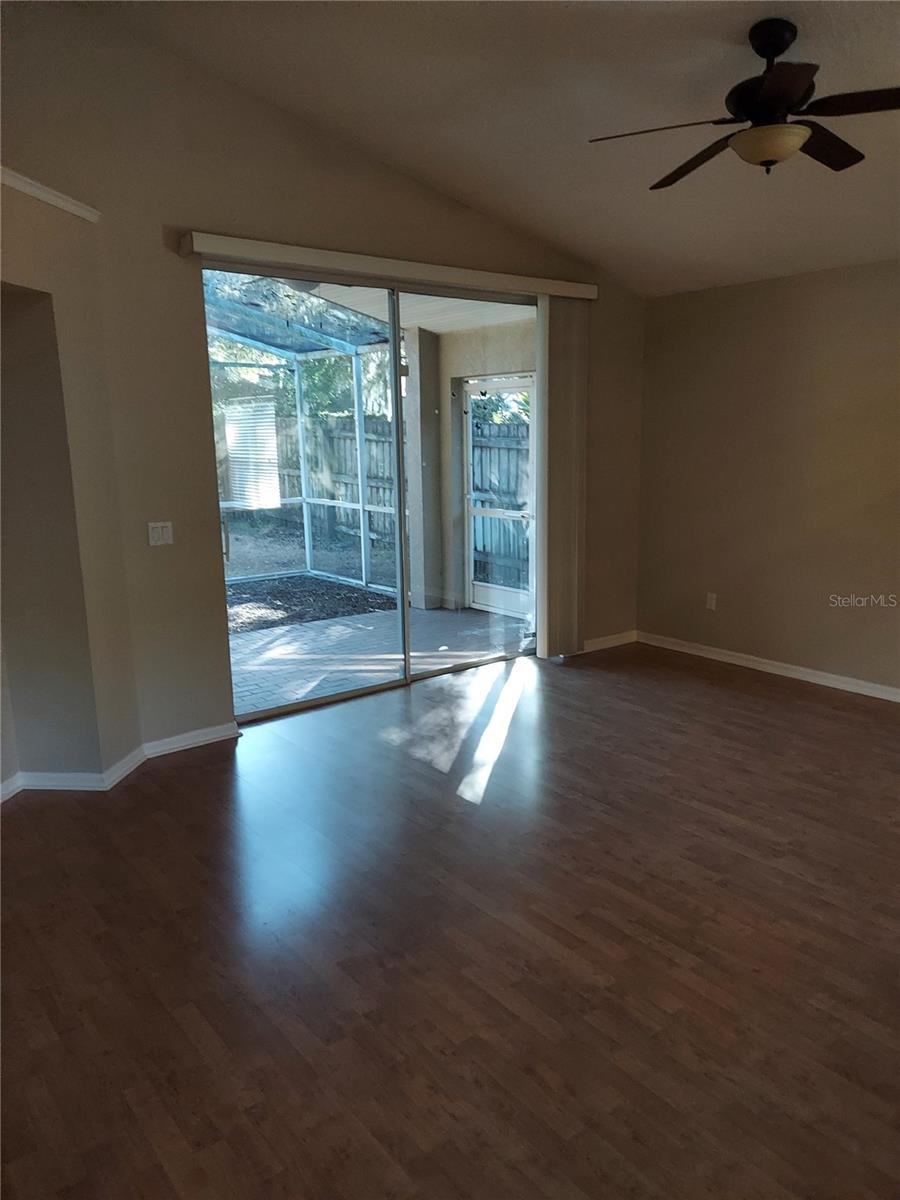 Image 4 of 30 For 2515 Siena Way