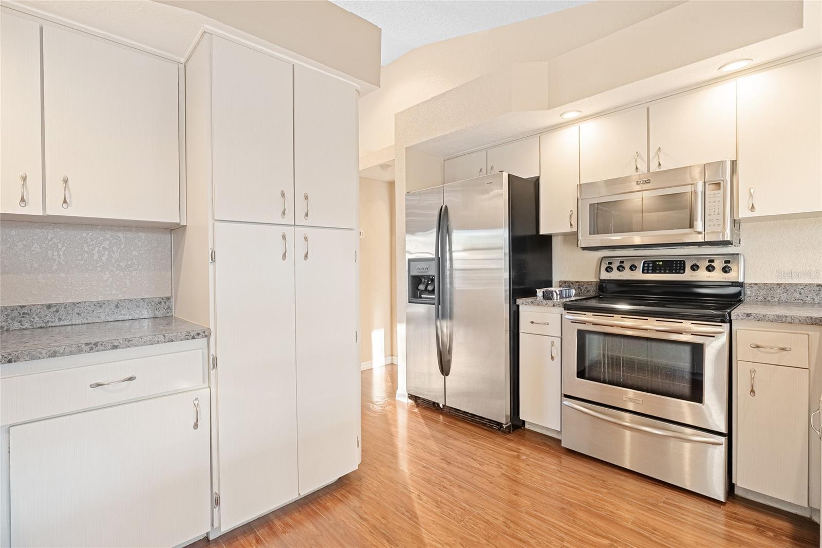 Image 12 of 29 For 18847 Parade Road