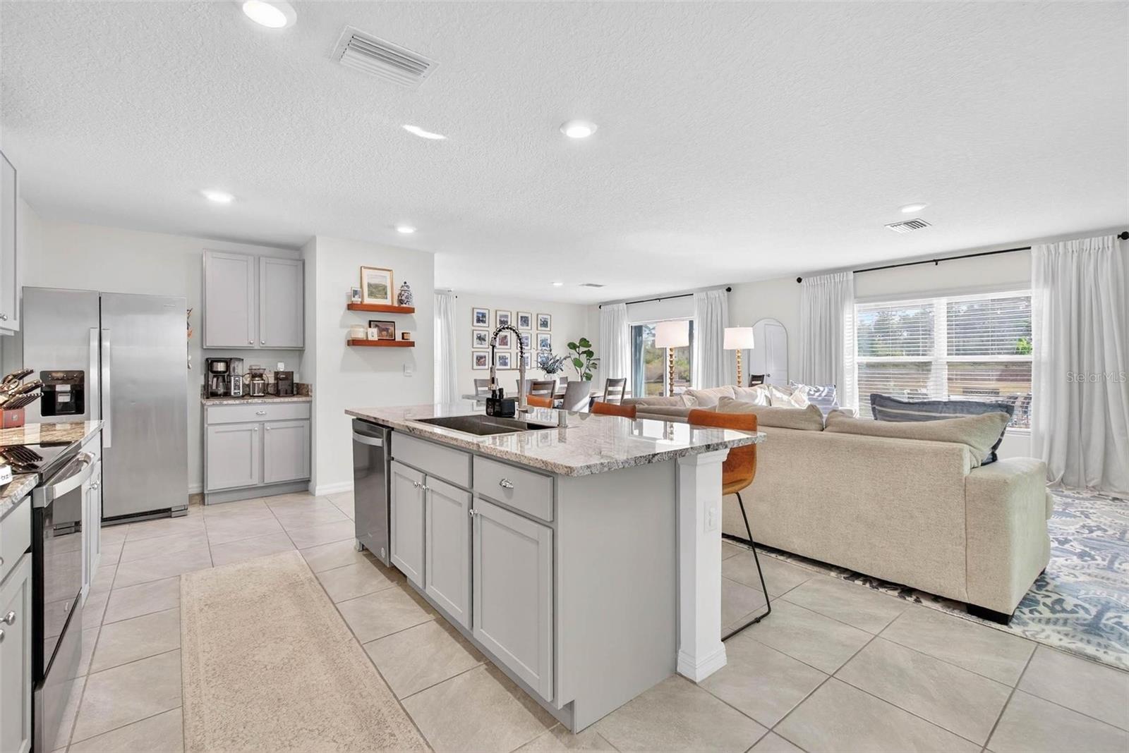 Image 9 of 42 For 5141 Rocky Coast Place