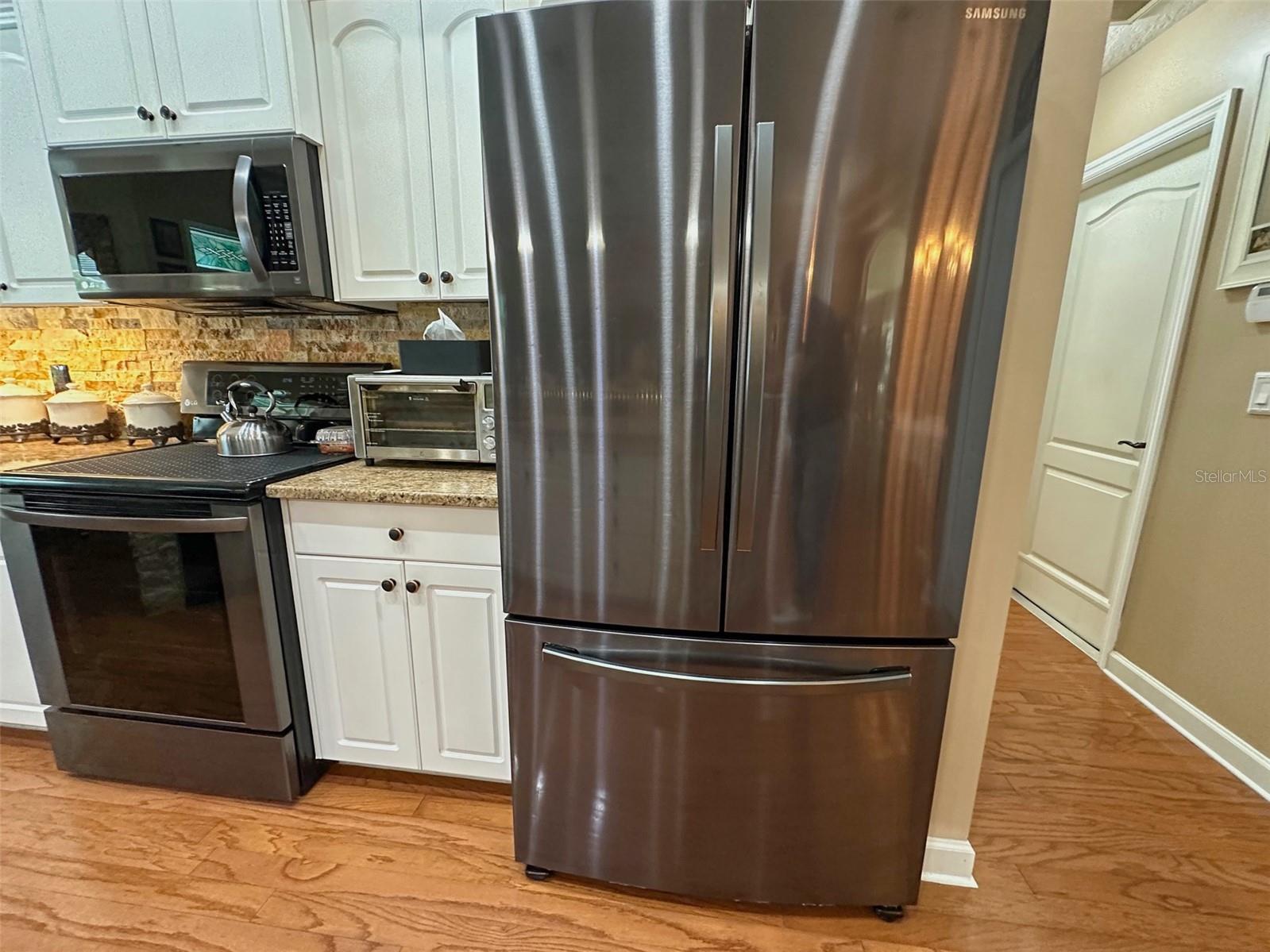 Image 20 of 92 For 13807 Eagles Rock Court