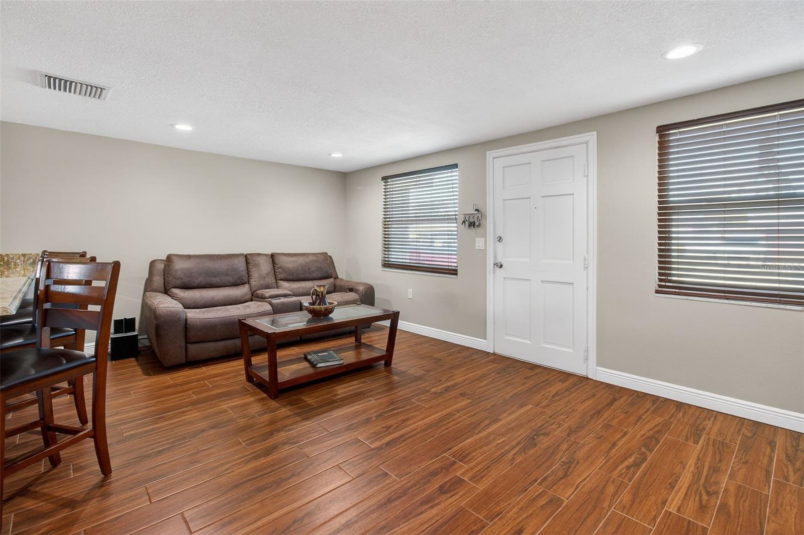 Image 13 of 36 For 5134 Reseda Drive