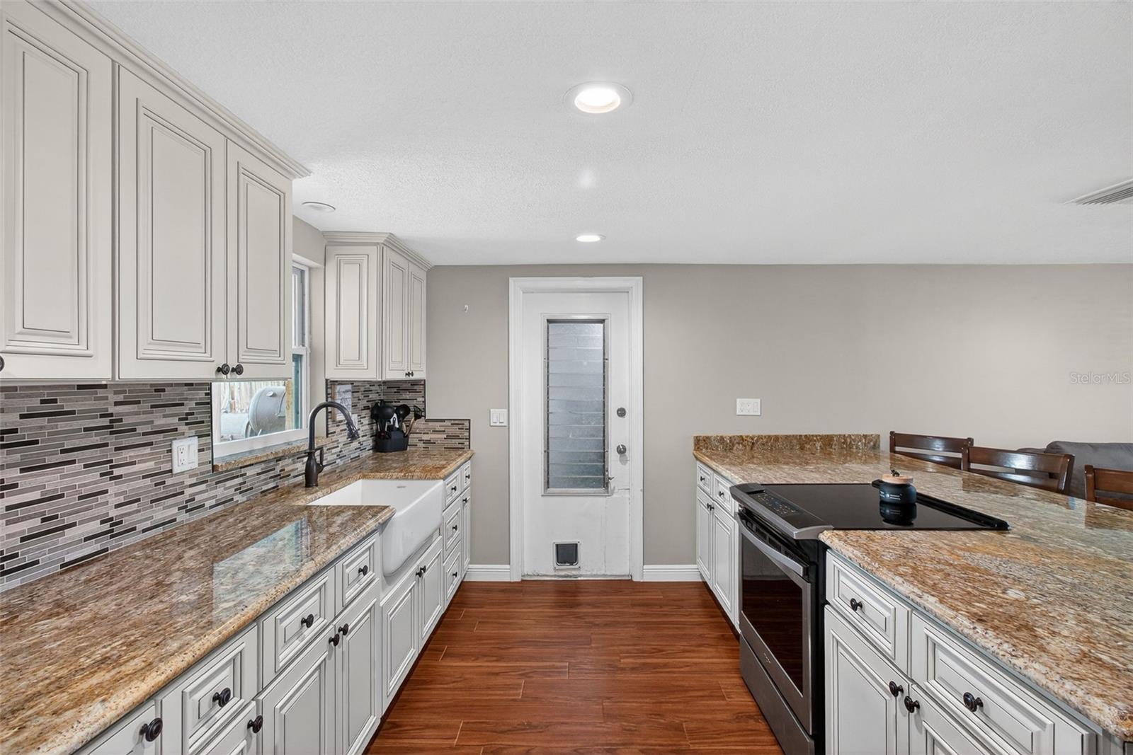 Image 8 of 36 For 5134 Reseda Drive