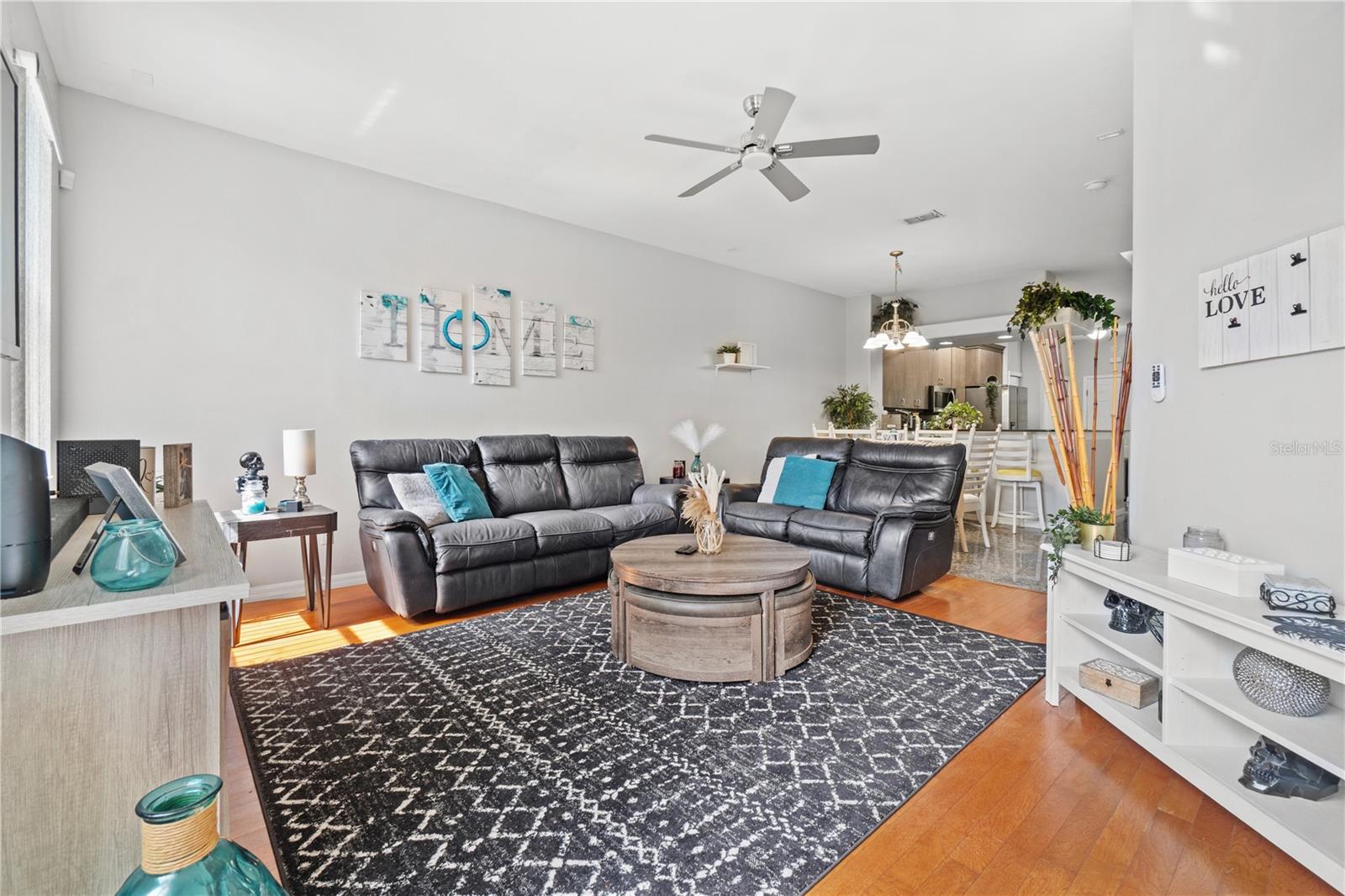 Image 15 of 36 For 6400 46th Avenue N 16